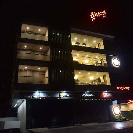 The Oaks Comforts Hubballi Exteriör bild