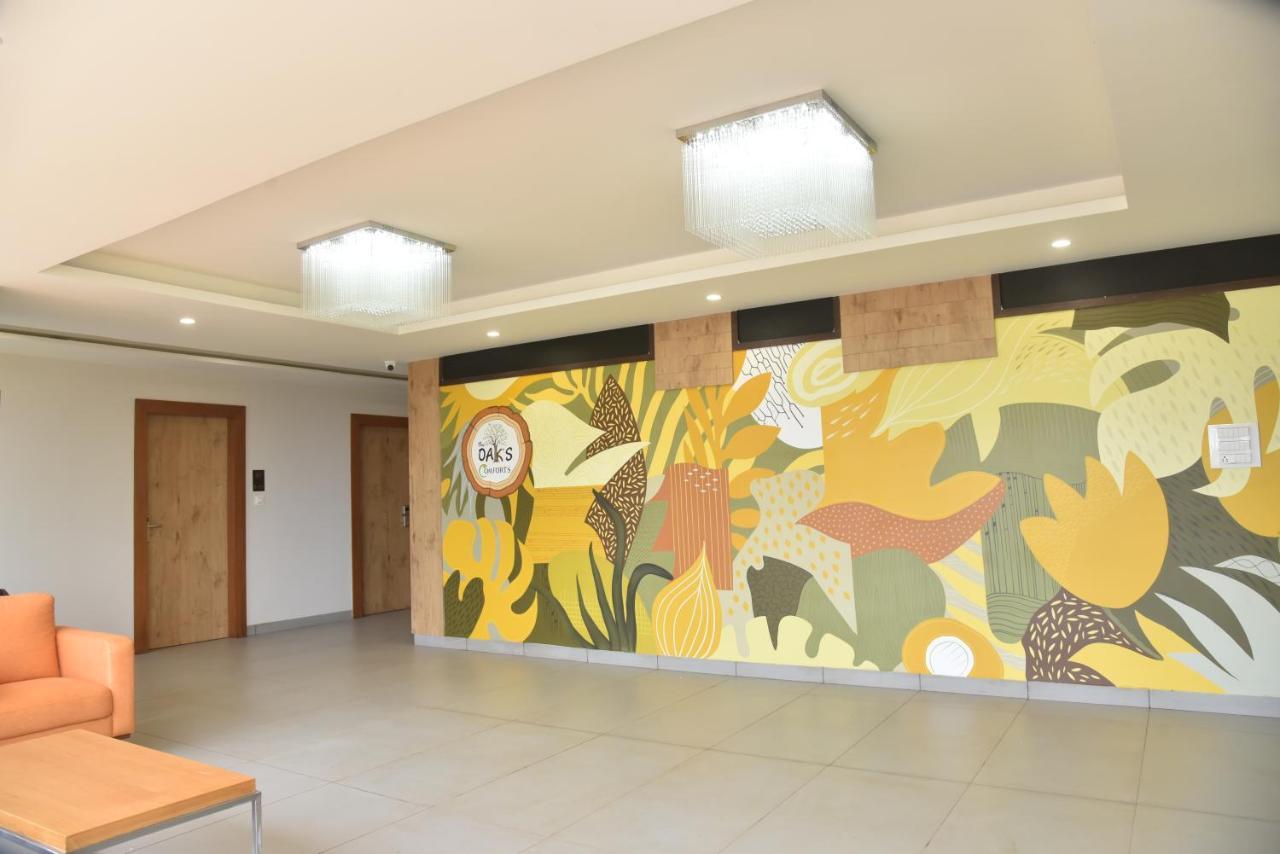 The Oaks Comforts Hubballi Exteriör bild