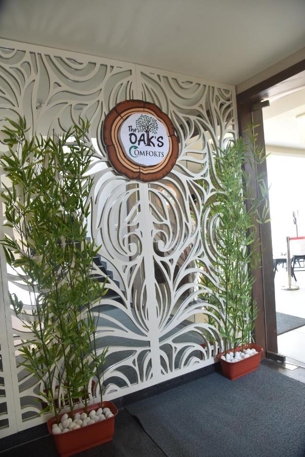 The Oaks Comforts Hubballi Exteriör bild