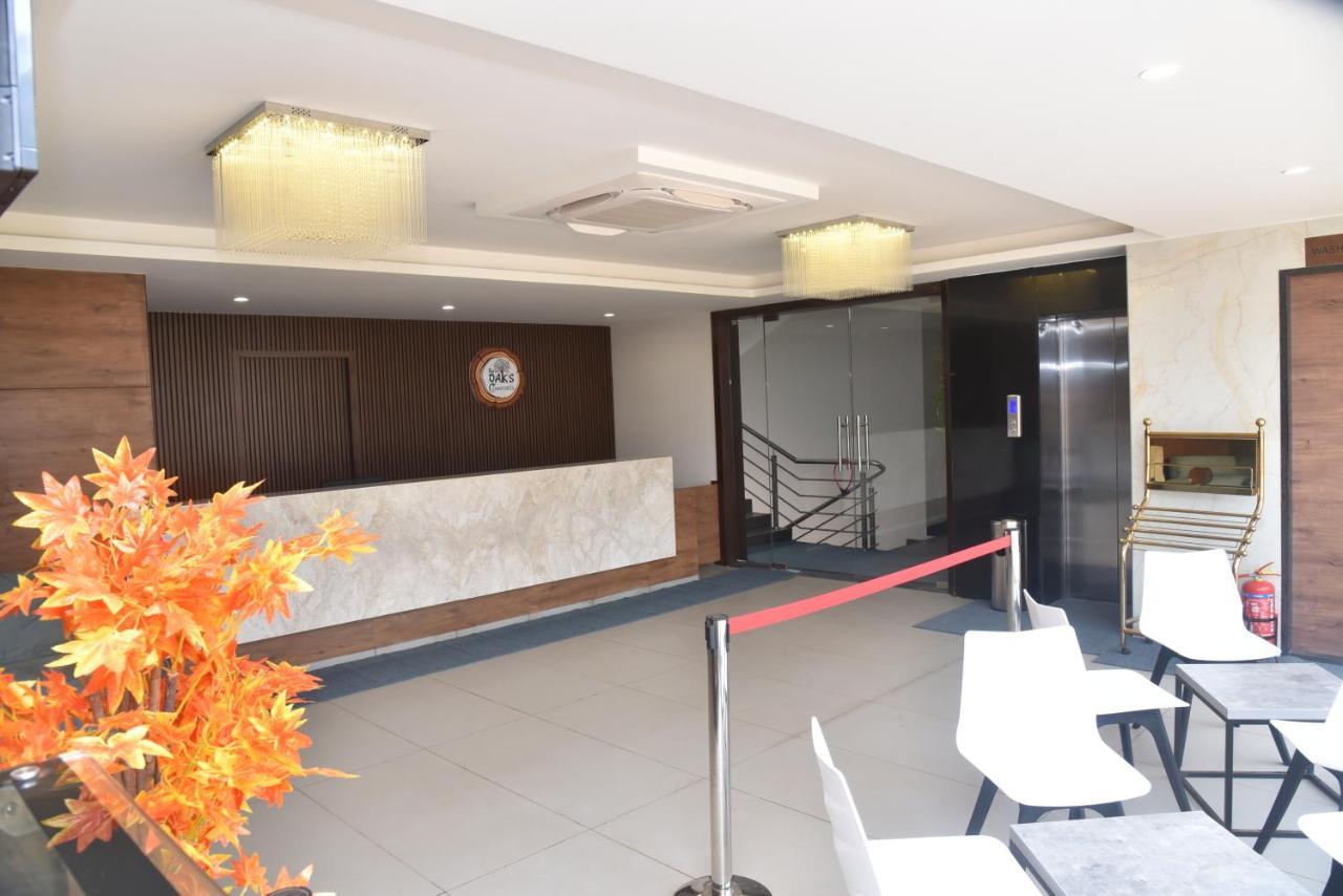 The Oaks Comforts Hubballi Exteriör bild