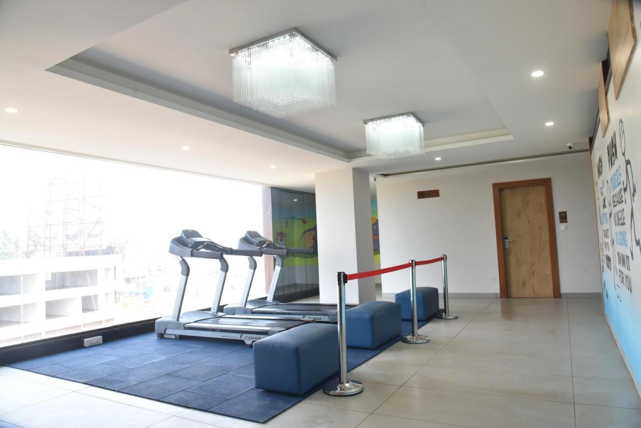The Oaks Comforts Hubballi Exteriör bild