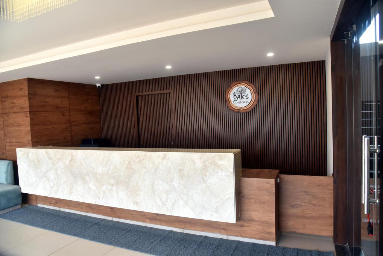 The Oaks Comforts Hubballi Exteriör bild