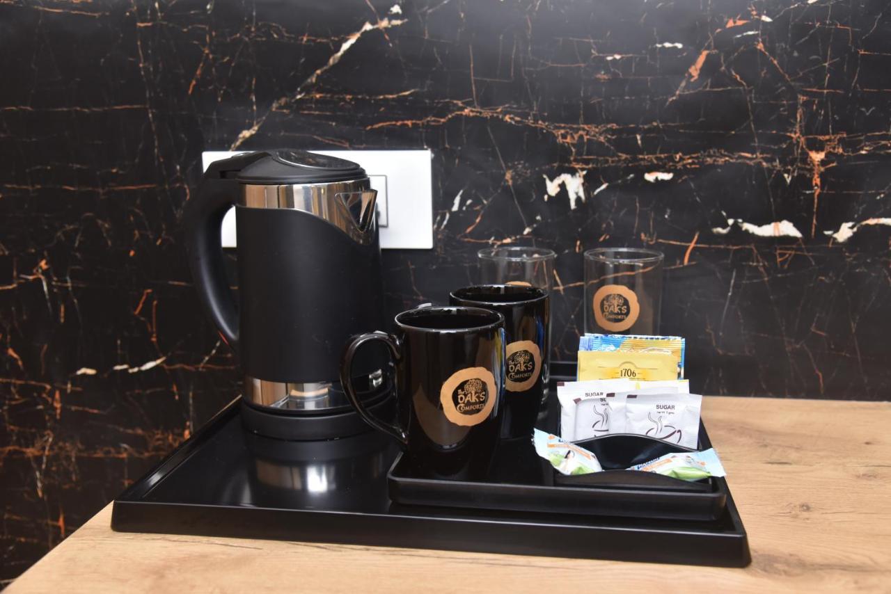 The Oaks Comforts Hubballi Exteriör bild