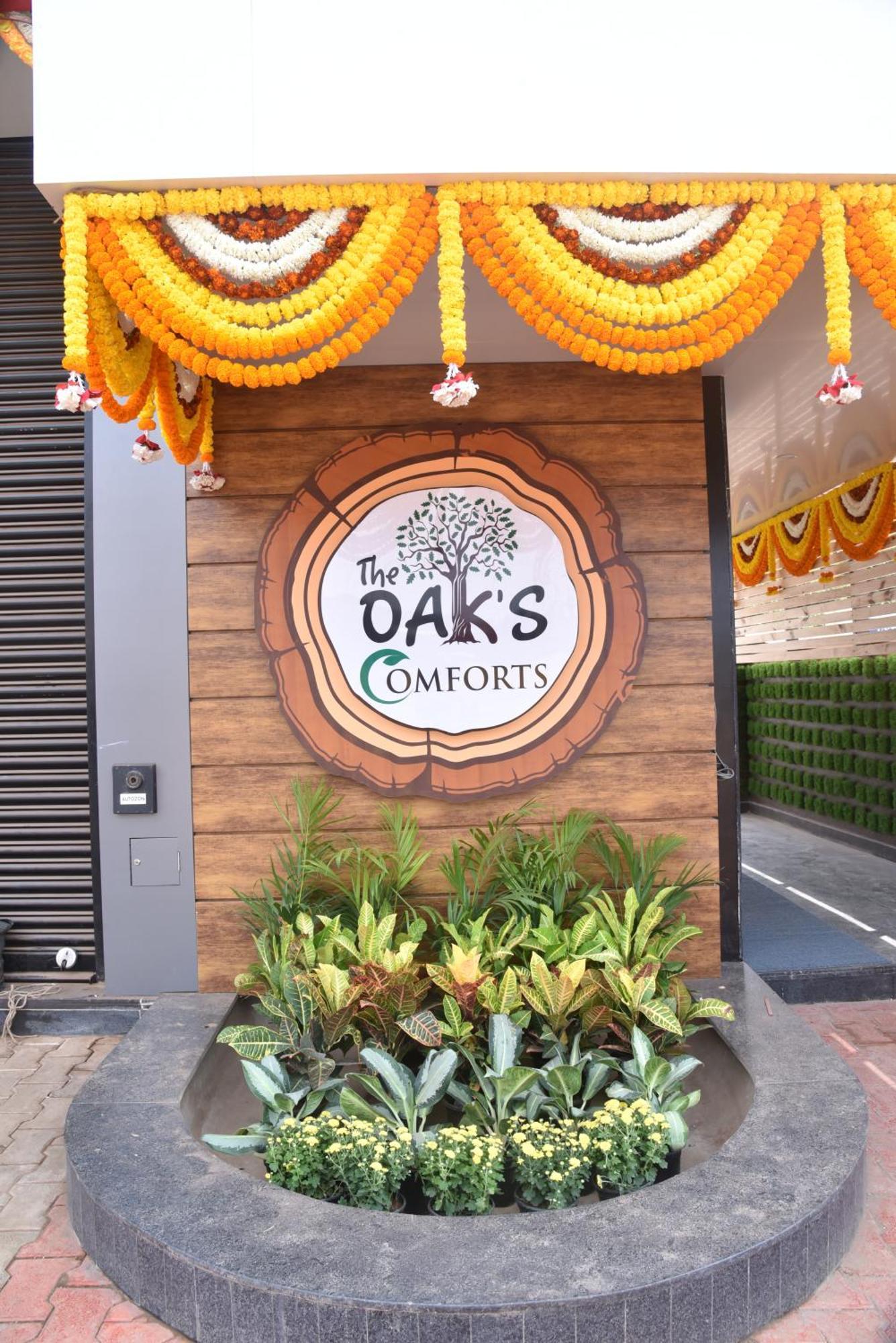 The Oaks Comforts Hubballi Exteriör bild